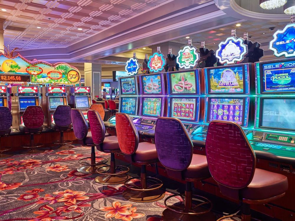 California Hotel and Casino photo 14
