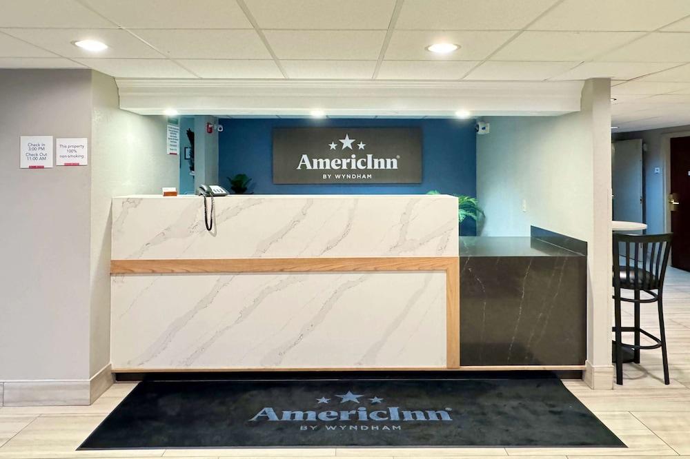 AmericInn by Wyndham Beloit photo 3