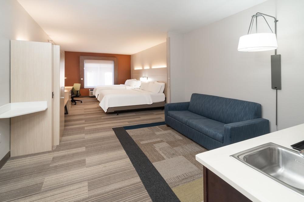 Holiday Inn Express Hotel & Suites Magee by IHG photo 40