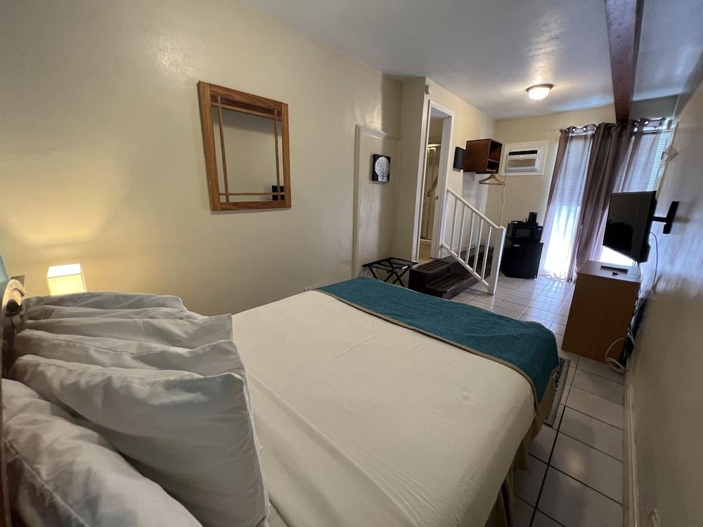 Seashell Motel photo 22