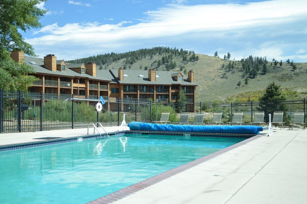 Inn at SilverCreek photo 53