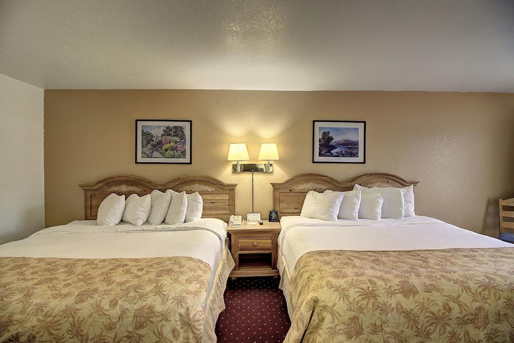Days Inn by Wyndham Lolo / Missoula Area photo 7