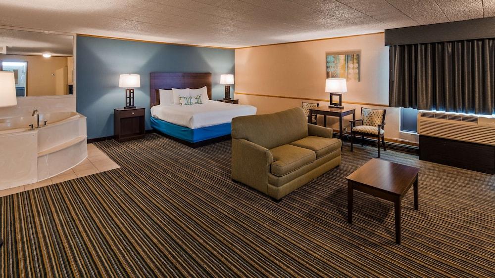 Best Western Woodhaven Inn photo 24