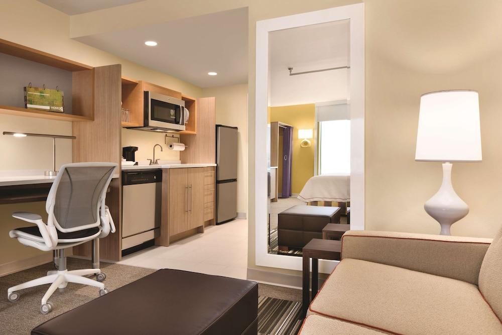Home2 Suites by Hilton Phoenix Tempe, University Research Park photo 20