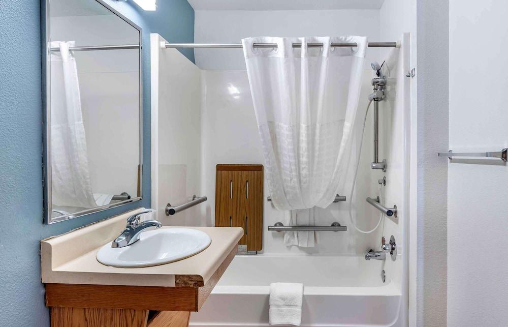 Extended Stay America Select Suites - Louisville - South photo 23