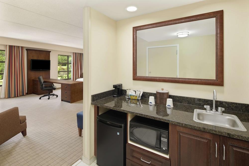 Hampton Inn by Hilton Columbus South Fort Benning photo 9