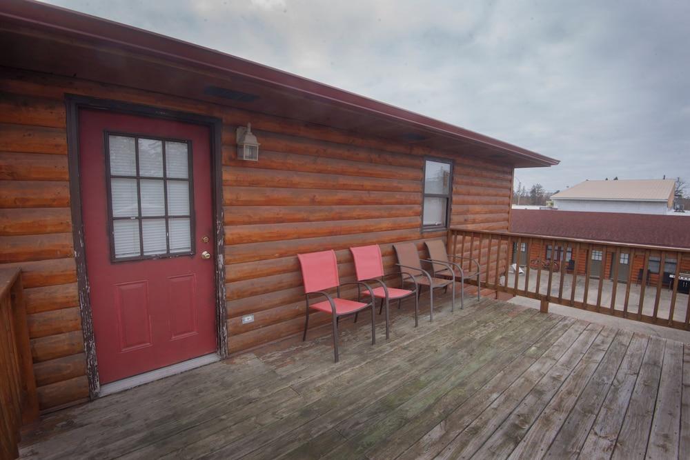 Rustic Inn photo 19