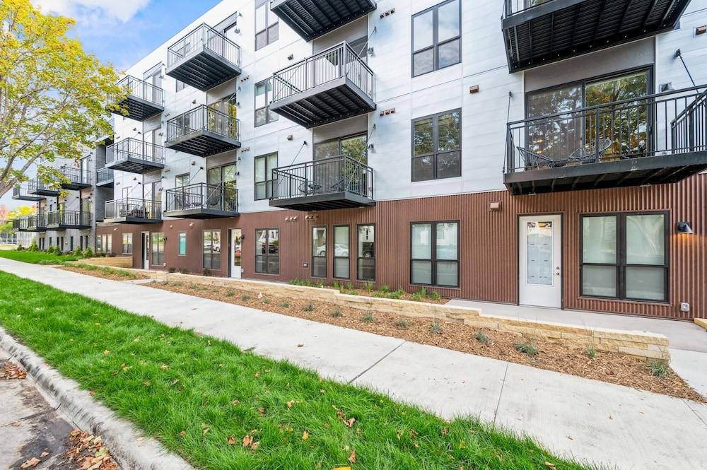 Kasa Bryn Mawr Minneapolis photo 2