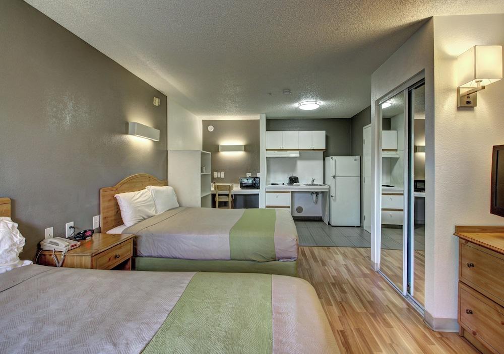 Studio 6 – Murray, UT photo 24