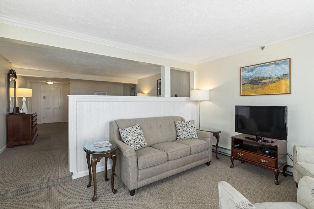 The Sparhawk Oceanfront Resort photo 44