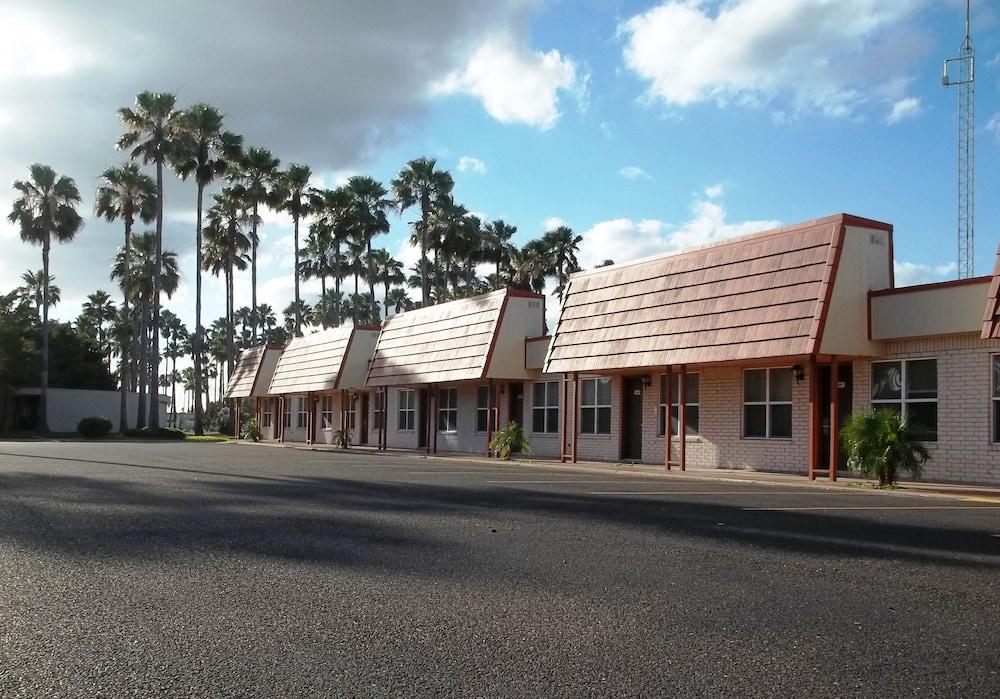 Victoria Palms Inn & Suites photo 19