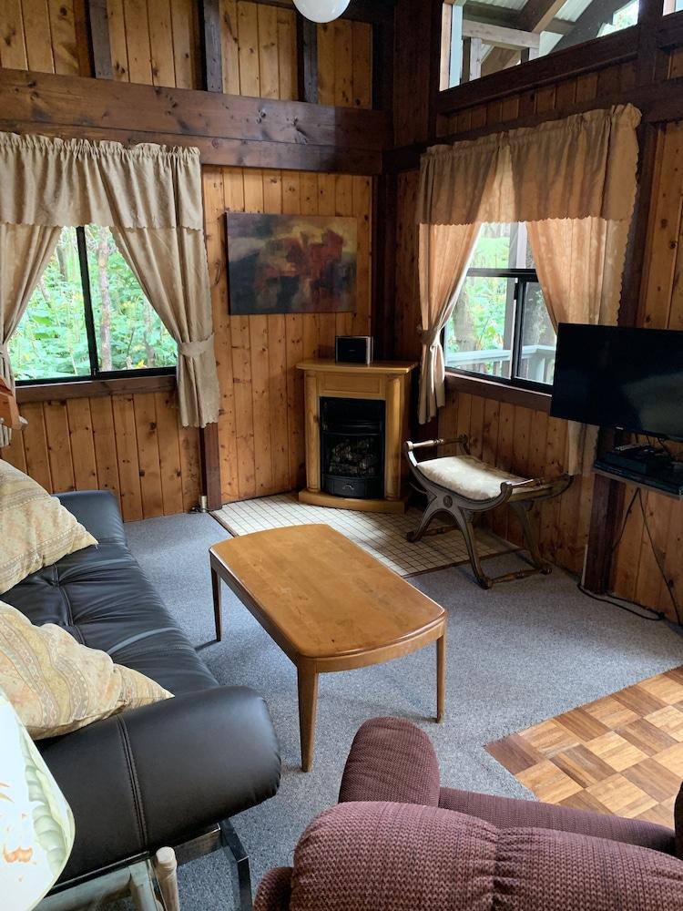 Lava Lodge at Hale Kilauea photo 53
