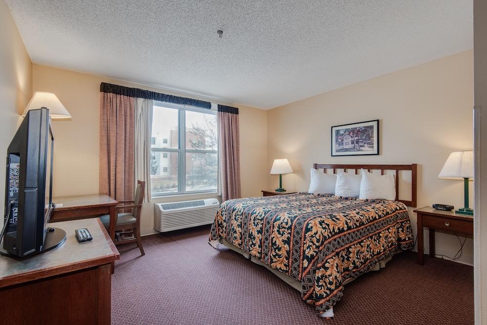 TownSquare Place photo 5