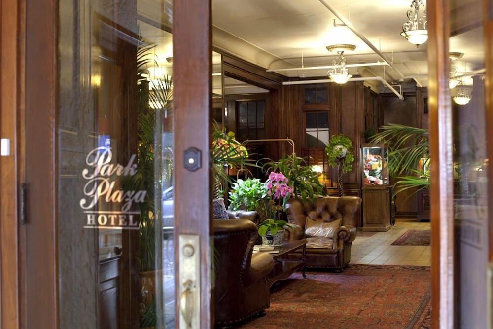 Park Plaza Hotel photo 33