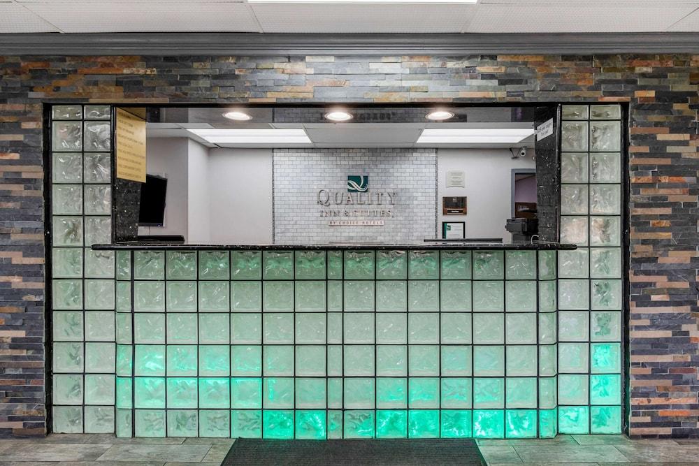 Quality Inn & Suites Ft. Jackson Maingate photo 20