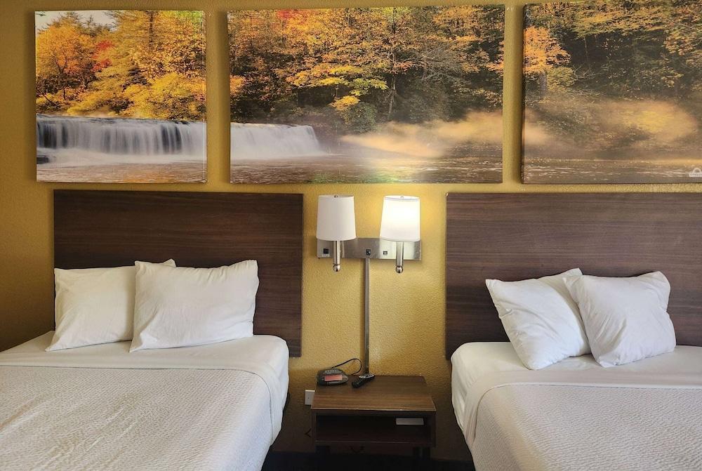 Days Inn by Wyndham Leesville photo 43