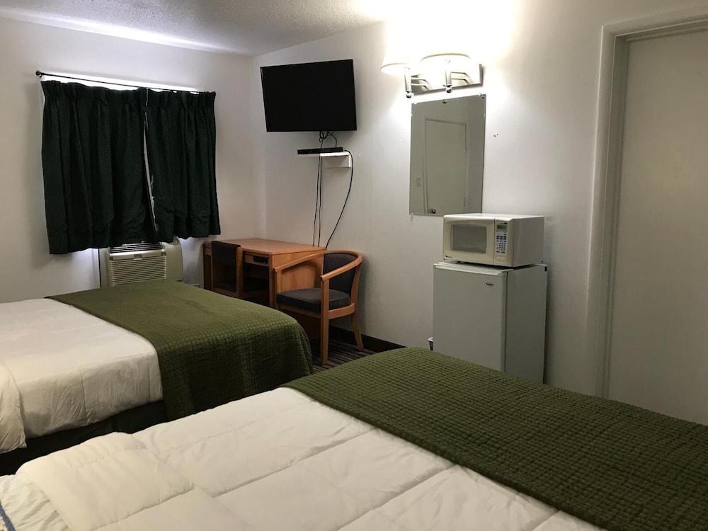 Blue Mountain Hotel photo 12