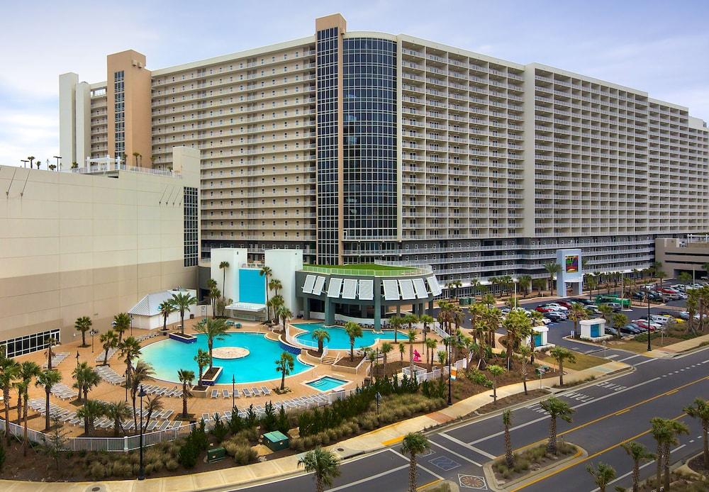 Laketown Wharf by Emerald View Resorts photo 35