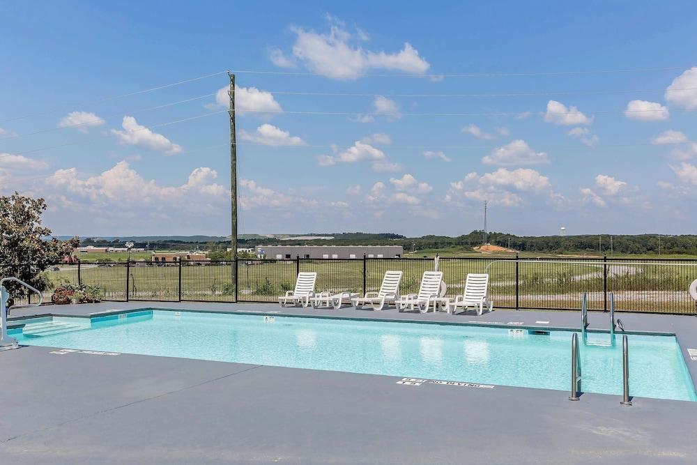 Quality Inn Calera I-65 exit 231 photo 22