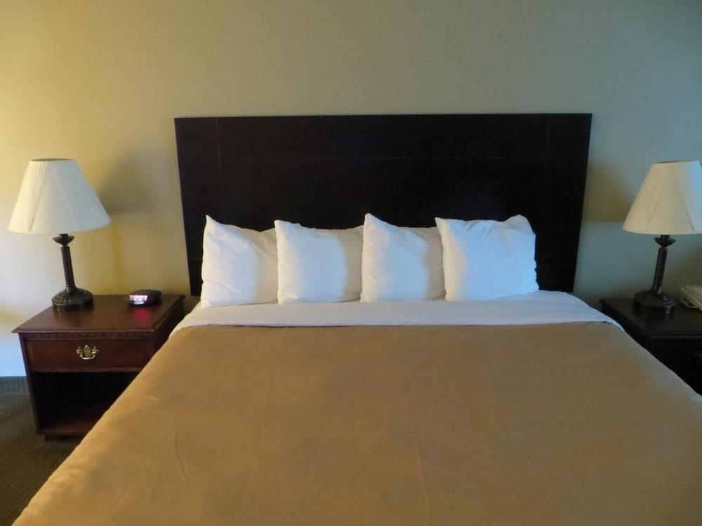 Quality Inn Winder photo 17
