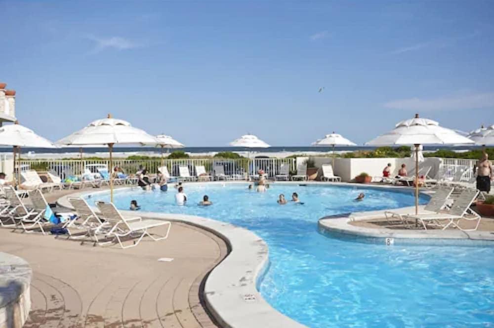 Port Royal Oceanfront Hotel photo 24