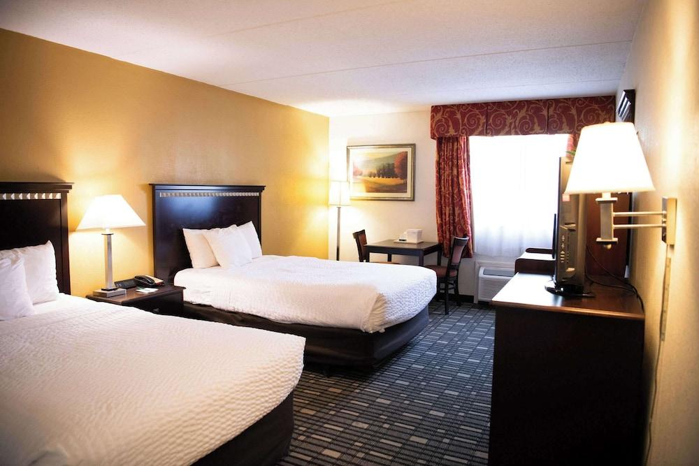 Quality Inn Somerset photo 22