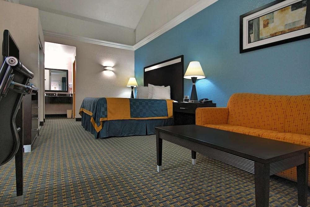Americas Best Value Inn Sinton photo 16