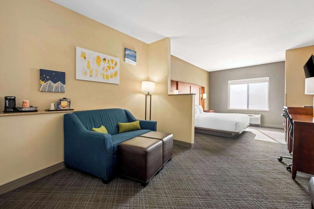 Comfort Suites Cullman I-65 Exit 310 photo 12