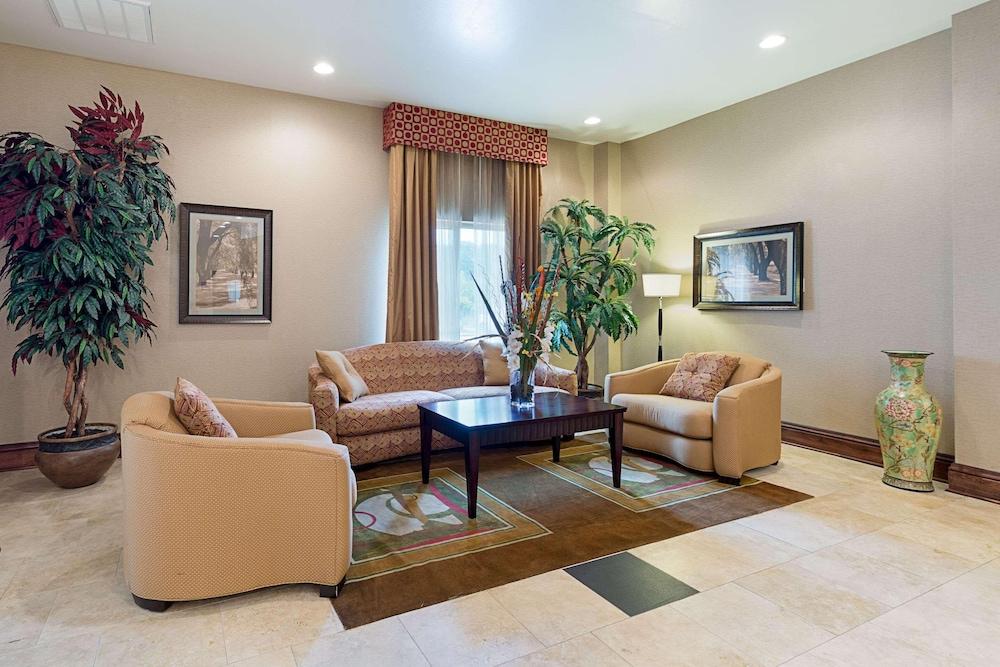 Comfort Suites Leesville near Fort Johnson photo 24