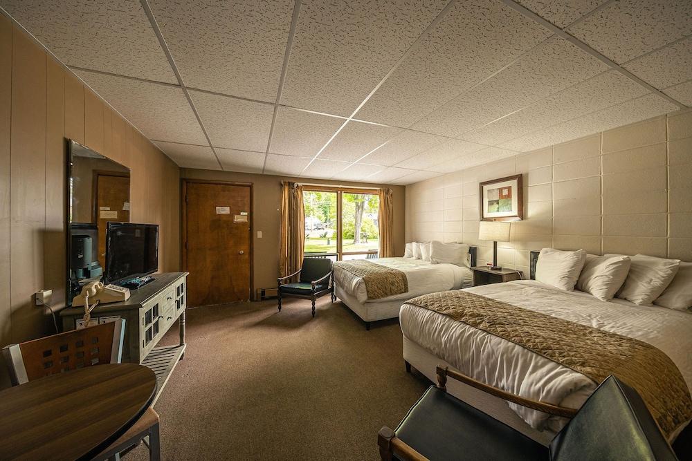 Park Motel and Cabins photo 20