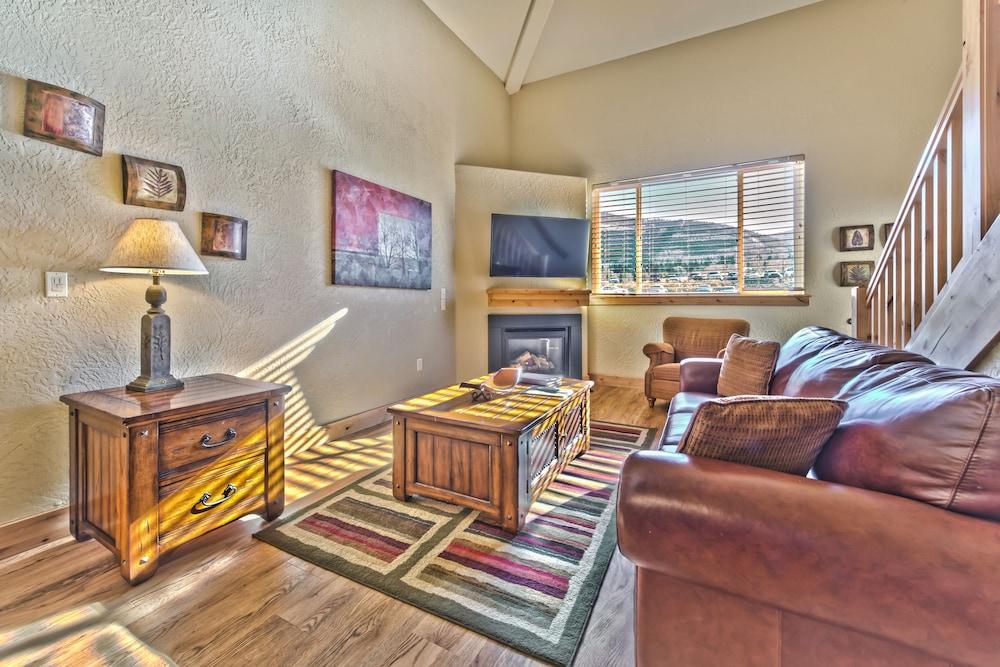 Silverado Lodge photo 2