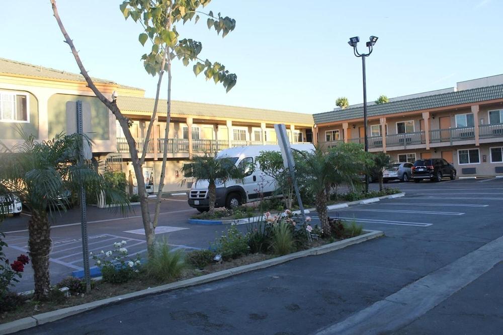 El Rancho Inn Hawthorne photo 26