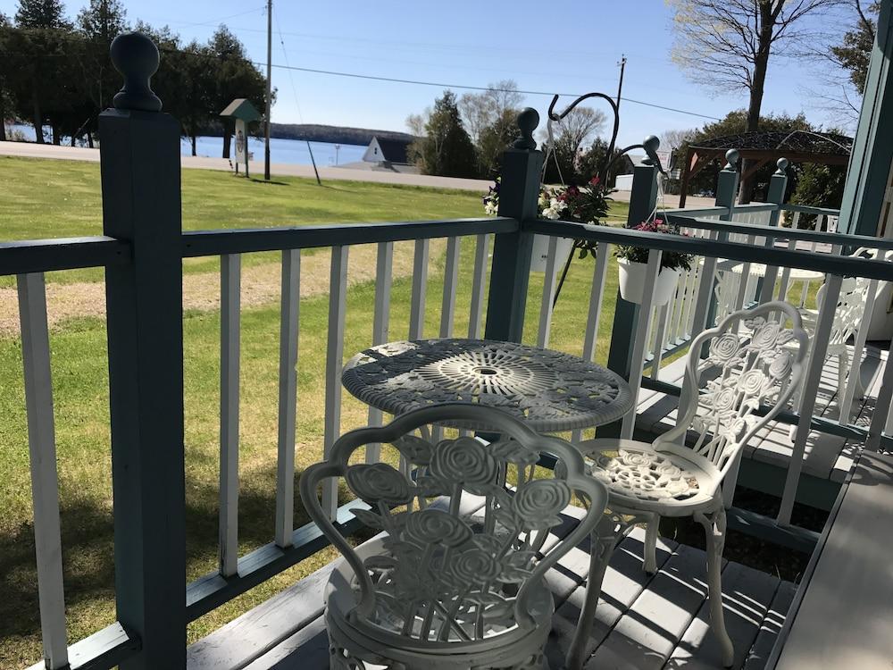 Harbor Light Inn photo 87