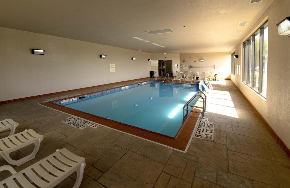 Hampton Inn Ridgefield Park photo 38