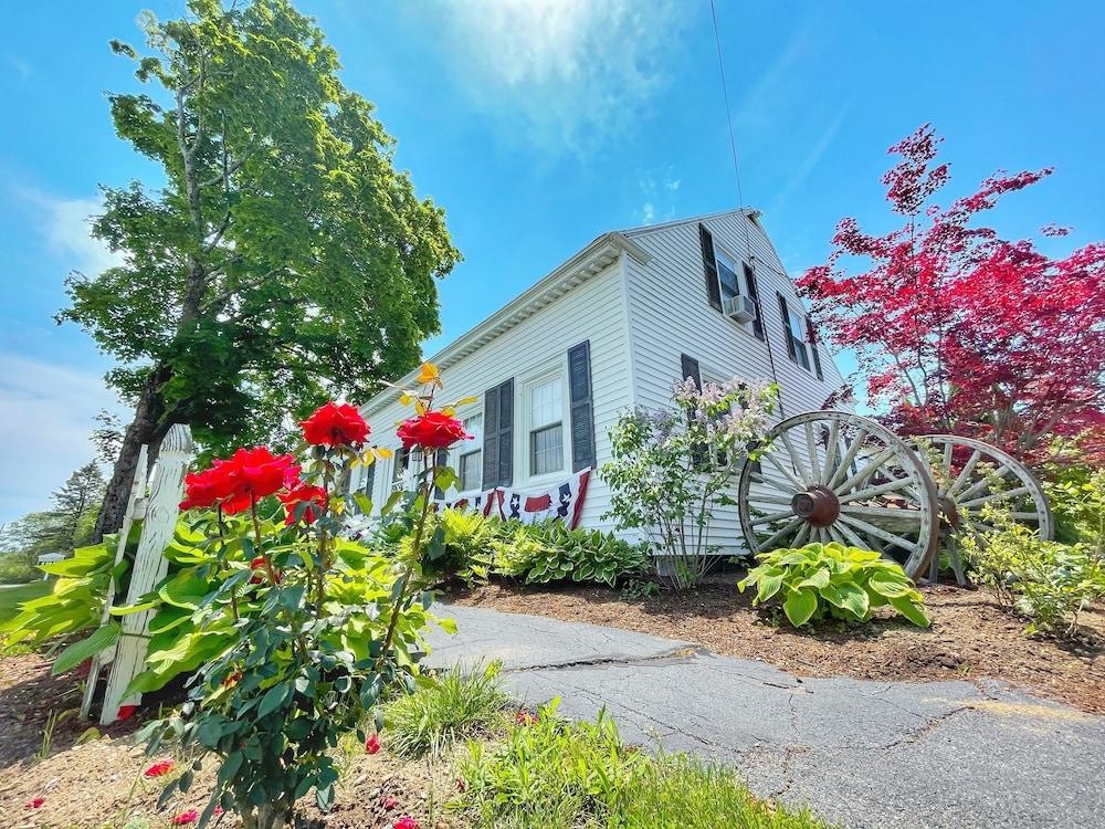 Open Hearth Inn — hotel in Trenton