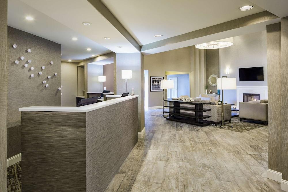 DoubleTree by Hilton Hotel Laurel photo 25