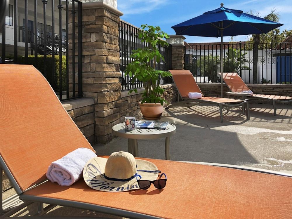 Tropicana Inn and Suites photo 24