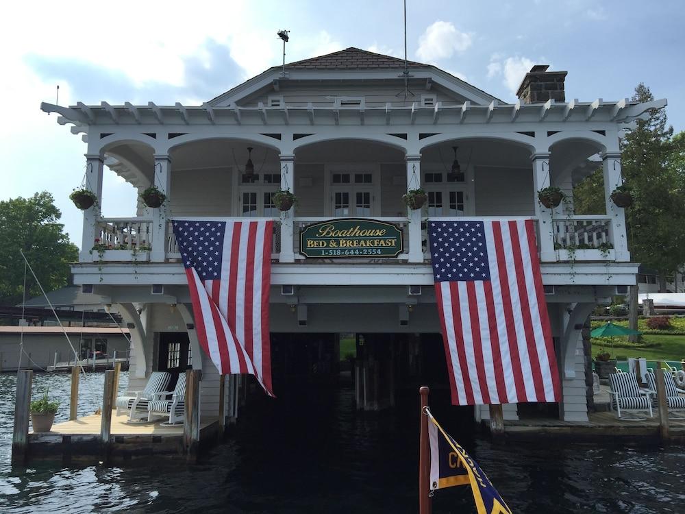 Boathouse Waterfront Lodging photo 46
