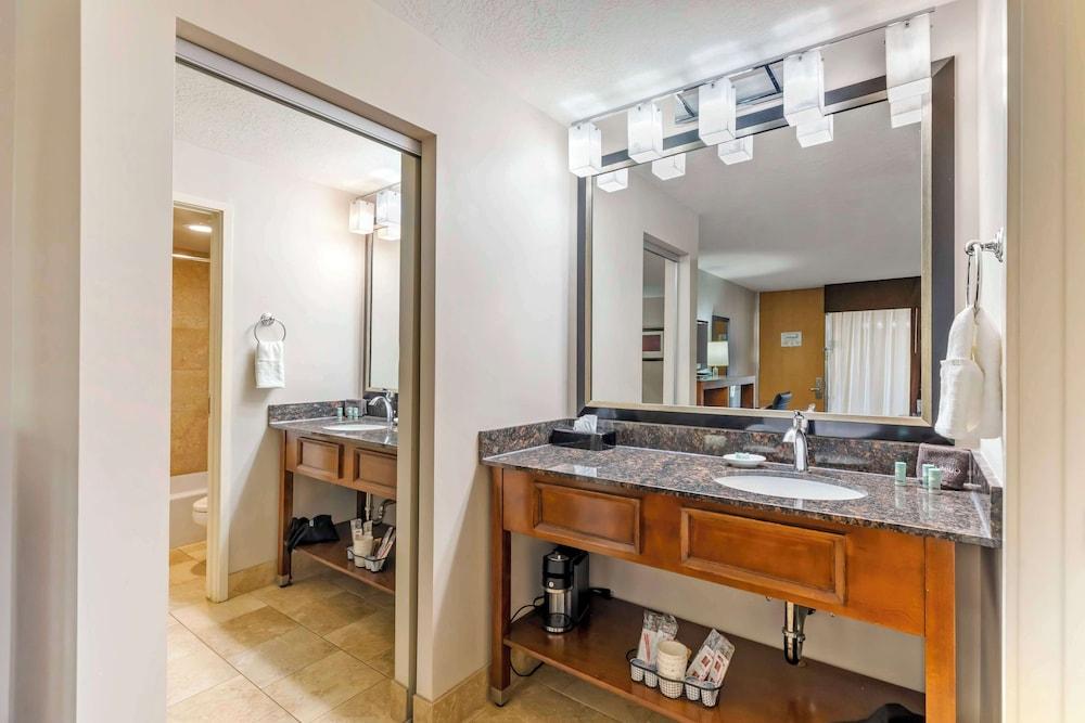 Best Western CottonTree Inn photo 30
