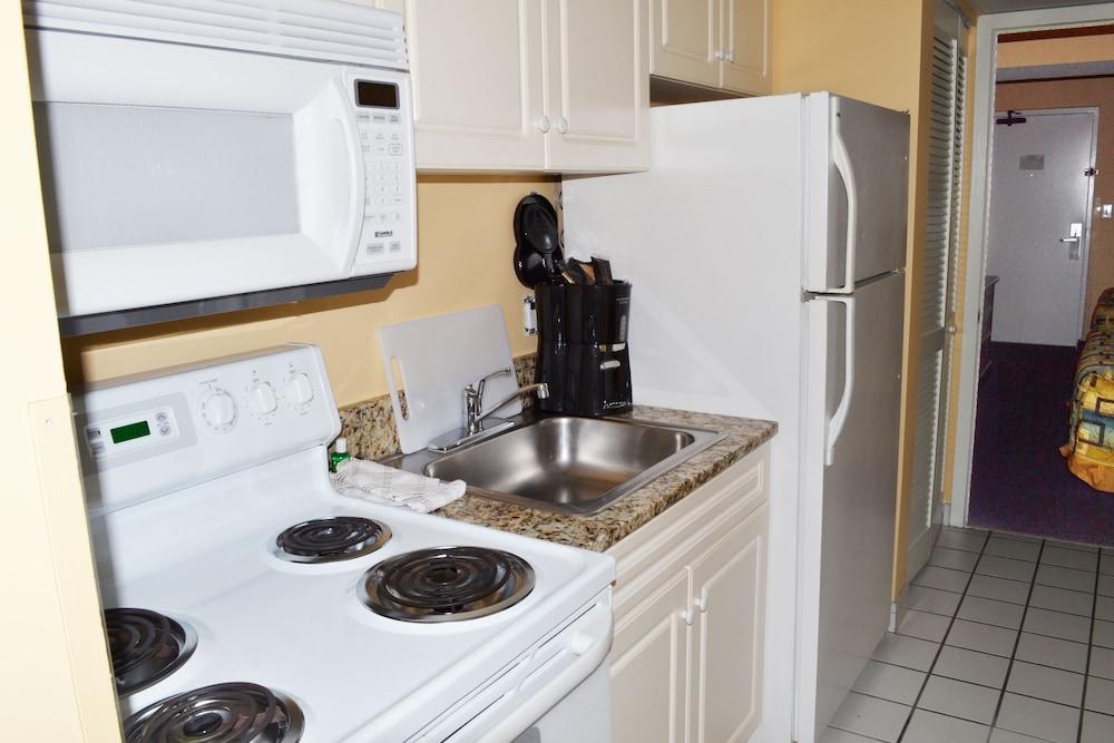 Grande Shores Ocean Resorts Condominiums photo 61