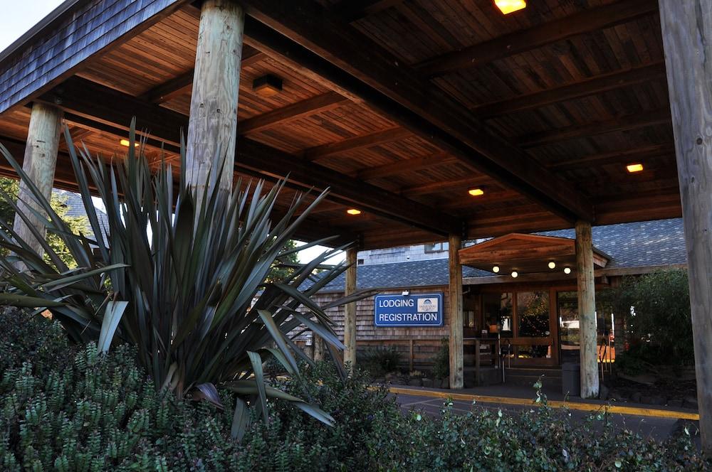 Embarcadero Resort Hotel & Marina photo 27