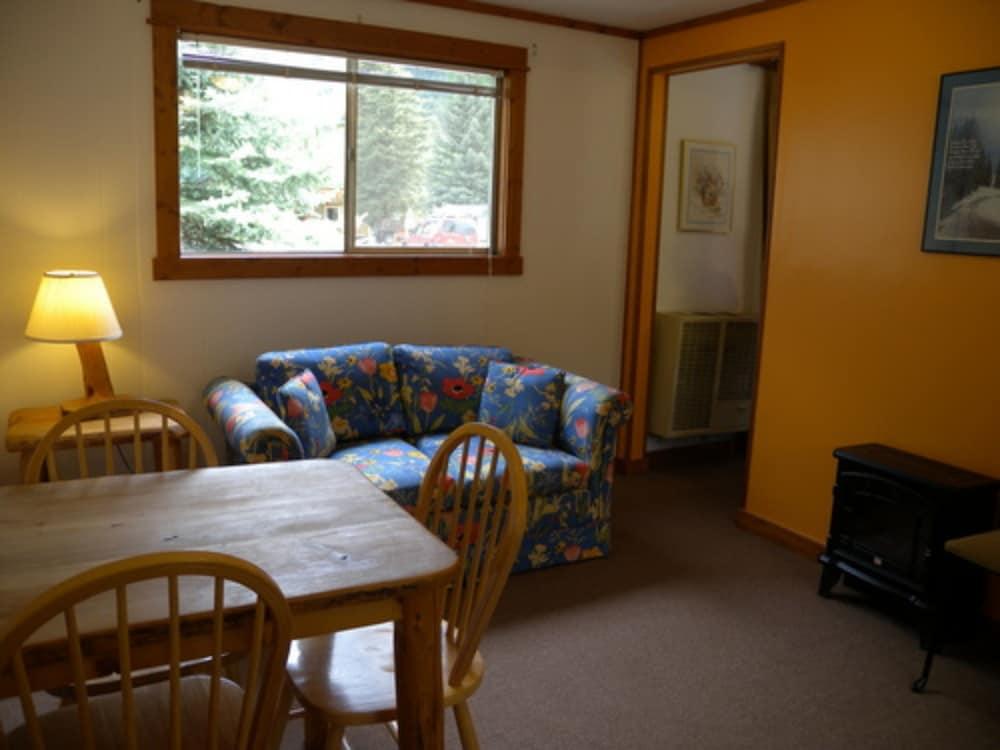 Redstone Cliffs Lodge photo 95