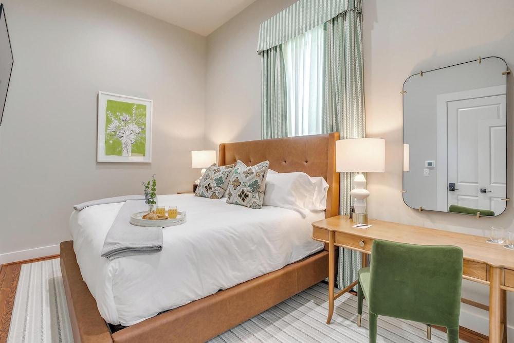 Nutt House Hotel photo 1
