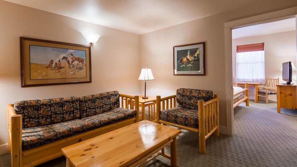 Best Western Plus Plaza Hotel photo 4