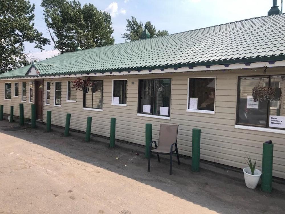 DB Botique and Cabins — hotel in East Glacier Park