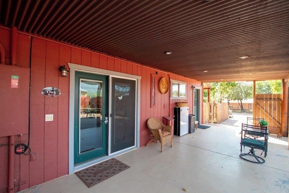 Beeline Guest House photo 34