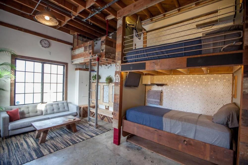 PodShare Los Feliz - Hostel photo 21
