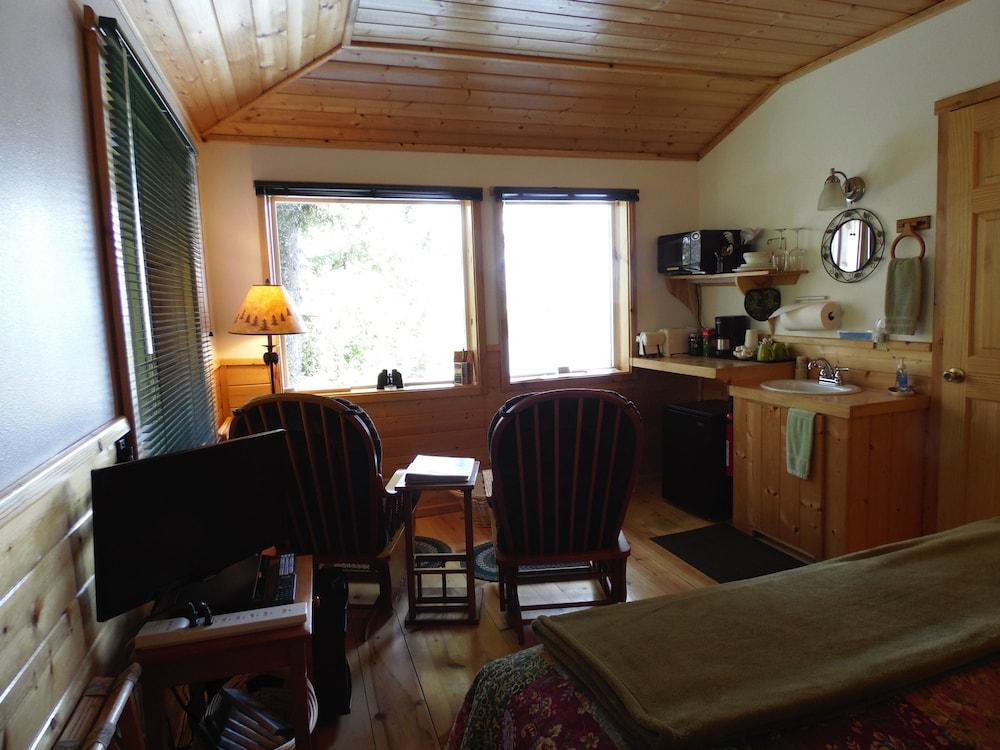 Angels Rest on Resurrection Bay LLC photo 73