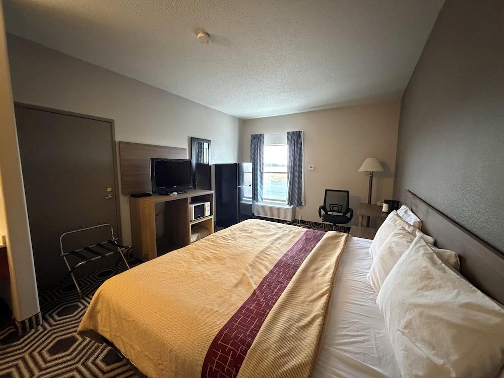 Relax Inn & Suites photo 21