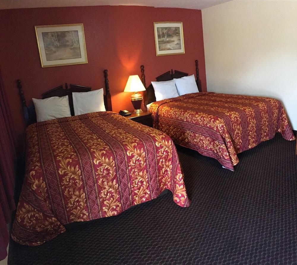 Voyager Inn photo 6